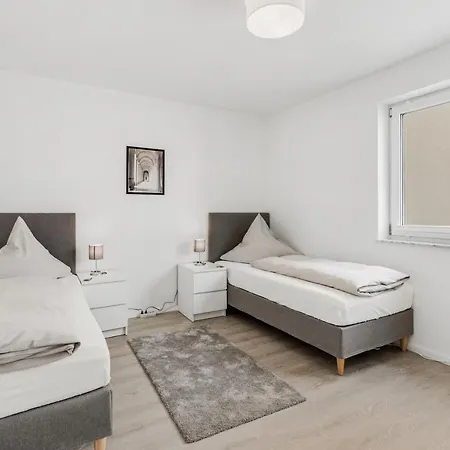 Winetime - Modern - Boxspringbetten - Nähe Mercedes-benz Apartment