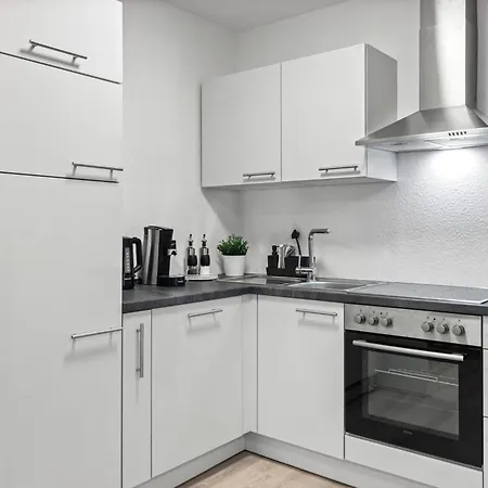 Winetime - Modern - Boxspringbetten - Naehe Mercedes-benz Apartment *