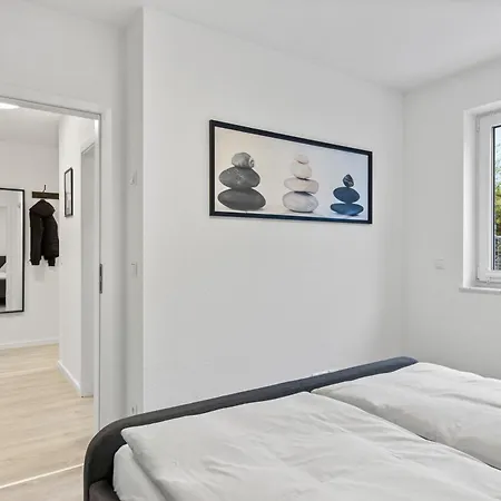 Winetime - Modern - Boxspringbetten - Nähe Mercedes-benz Apartment