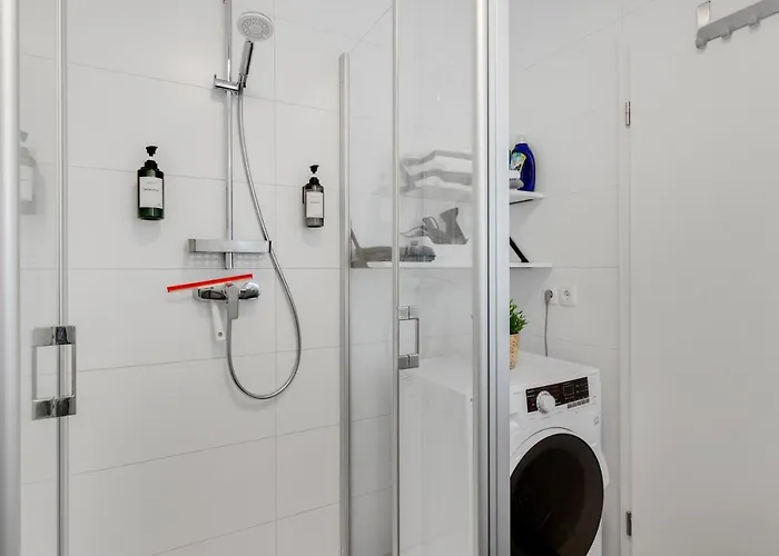 Winetime - Modern - Boxspringbetten - Naehe Mercedes-benz דירה וורת אם ריין